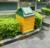 户外推盖果皮箱