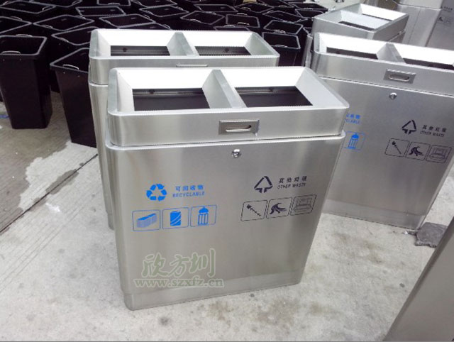 车站不锈钢果皮箱