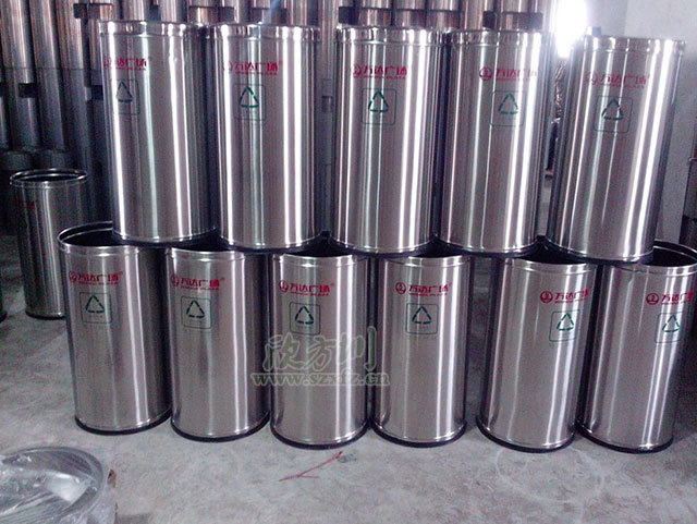 广场不锈钢果皮箱