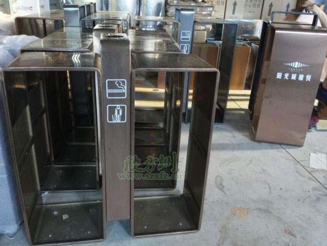 电镀玫瑰金果皮箱生产图