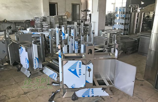 不锈钢户外果皮箱生产图