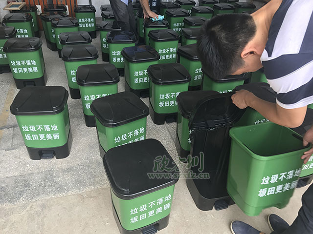 室内脚踏塑料果皮箱